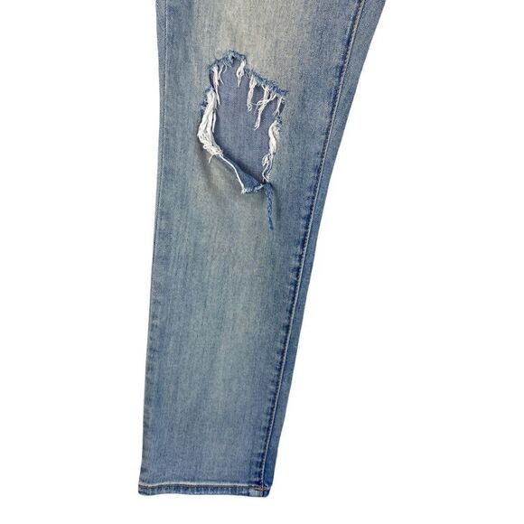 AMERICAN EAGLE Women’s Distressed Light Wash Button Fly Boy Crop Jeans US 6R - Picture 6 of 10
